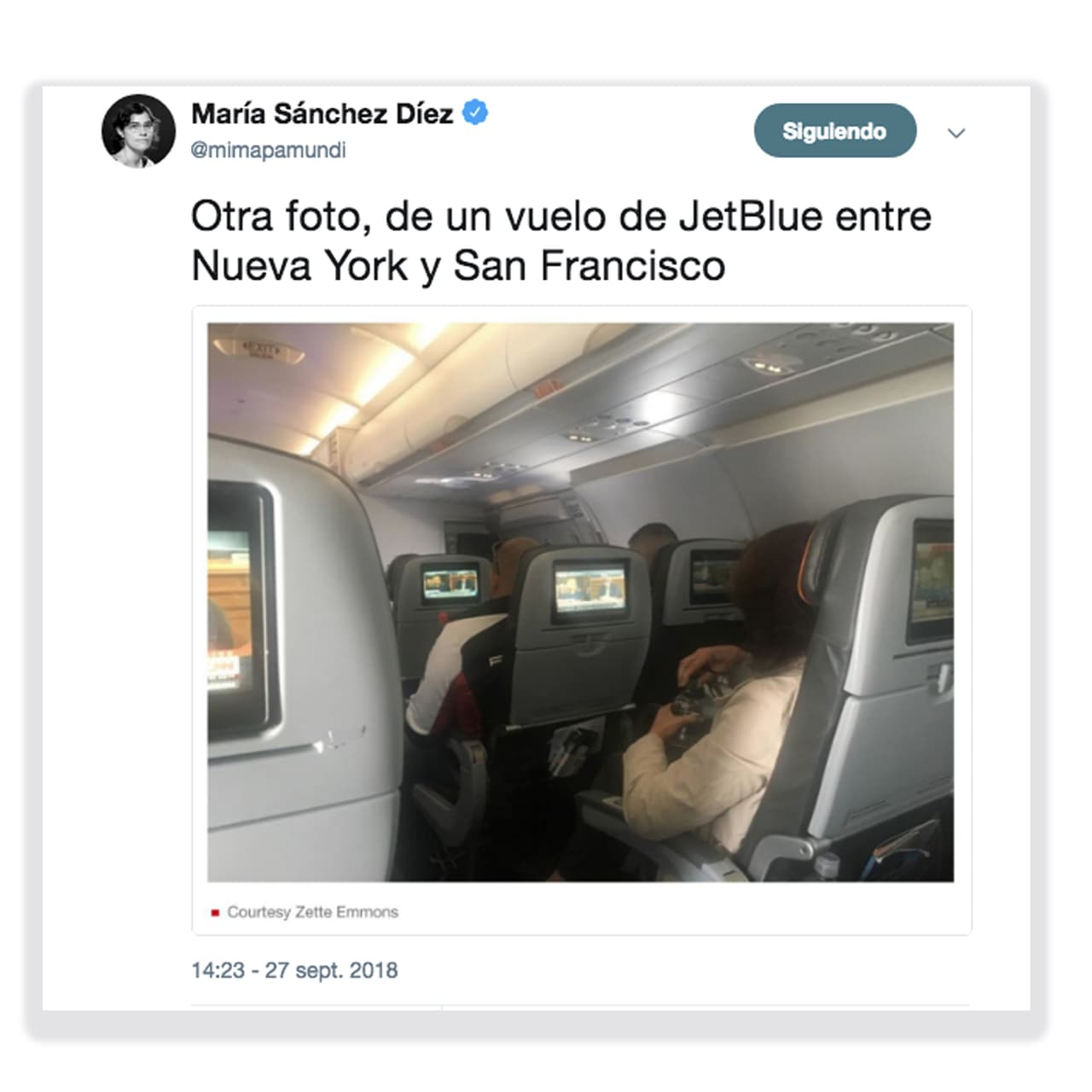 Nadie quería perderse los testimonios de Ford y Kavanaugh, como muestra esta imagen compartida por la periodista María Sánchez Díez. En ella, se ve a los pasajeros de un vuelo de la la aerolínea JetBlue siguiendo el interrogatorio de los senadores en un vuelo entre Nueva York y San Francisco.