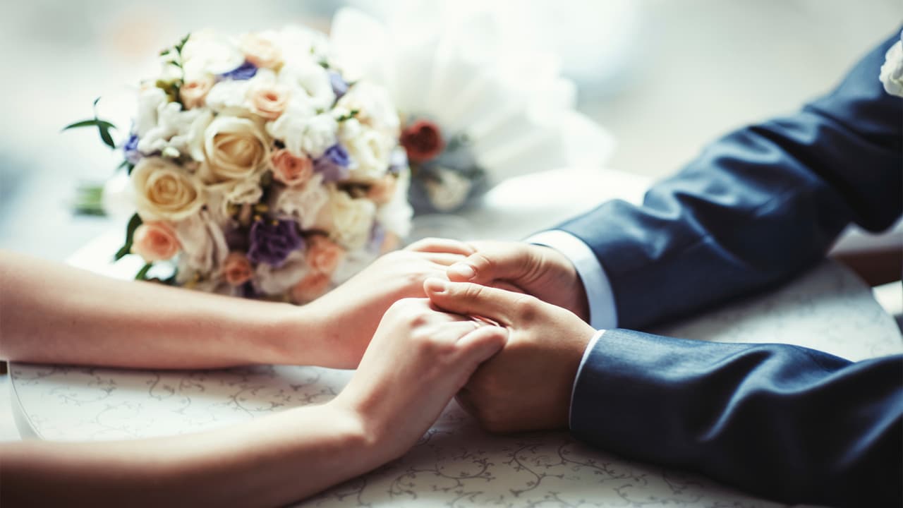 San Valentín: María Marín y Chris Lee te ayudan a conseguir pareja.