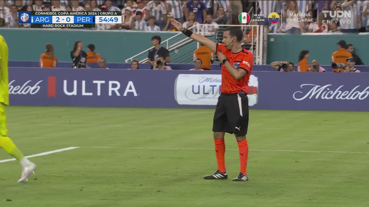 ¡No lo canten! Le anulan el segundo a Argentina por falta