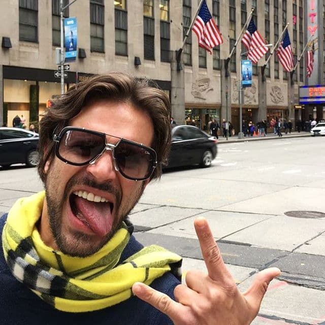 Con su rompimiento enseguida surgieron las preguntas más recurrentes, por ejemplo ¿si estaba listo para un nuevo amor?