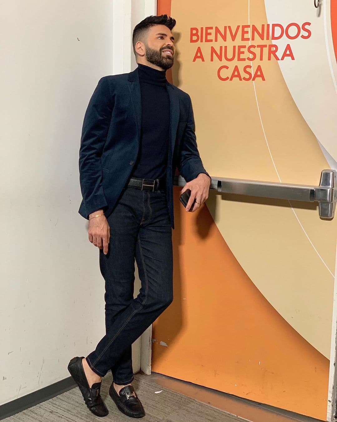 Jomari le planta no solo buena cara, sino también mucha actitud al tiempo complicado.