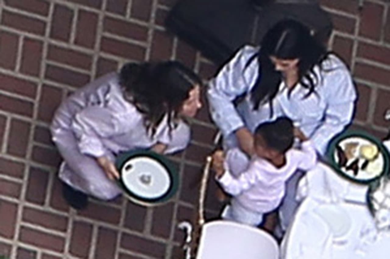 Nori captó la atención de las invitadas.