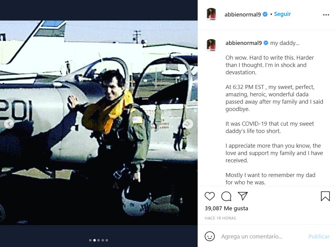 También compartió algunos de los hobbies favoritos de Michael Bresln: "Le encantaba tomar fotografías y volar aviones, las buenas cenas y música de los años 50 y 60. Buenos sofás y café de montaña de Kenia, videos divertidos de YouTube e hilos de correo electrónico, poemas extraños y política".
<br>