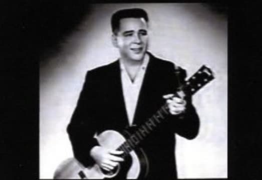 También el grande J.P. "The Big Bopper" Richardson perdió la vida en ese evento.