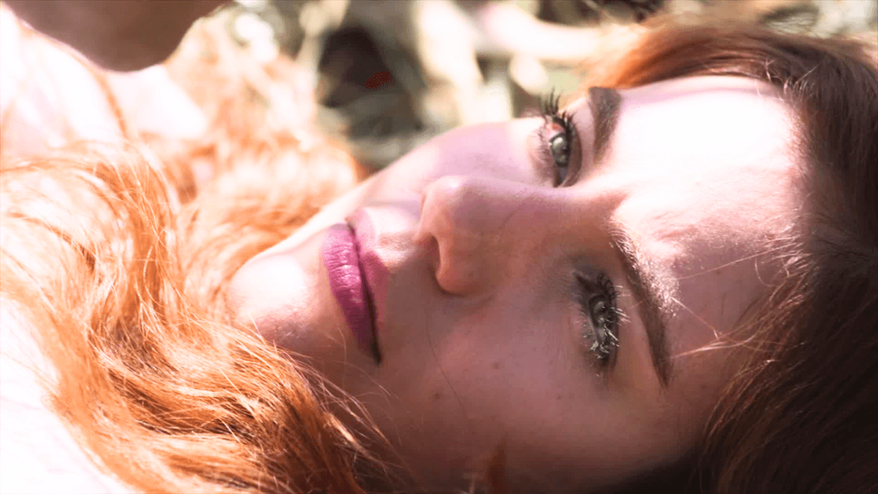 Renato le salva la vida a Bárbara | Mi Rival | Capítulo 3