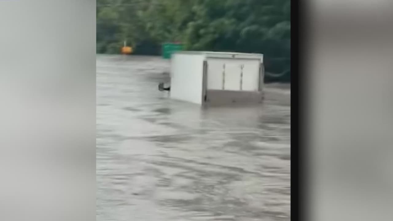 Alerta por fuertes inundaciones se extiende a más condados de San Antonio