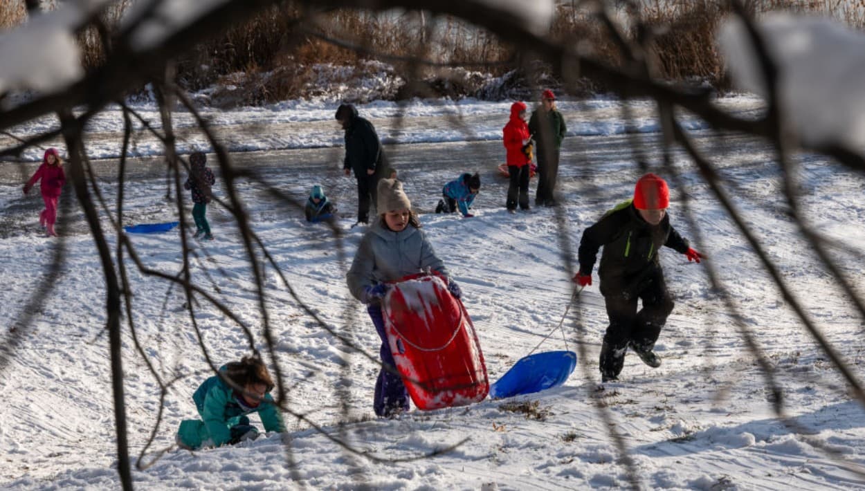 En Nueva York esperan una blanca Navidad hace 15 años: Así disfrutan lo más 'parecido' 
