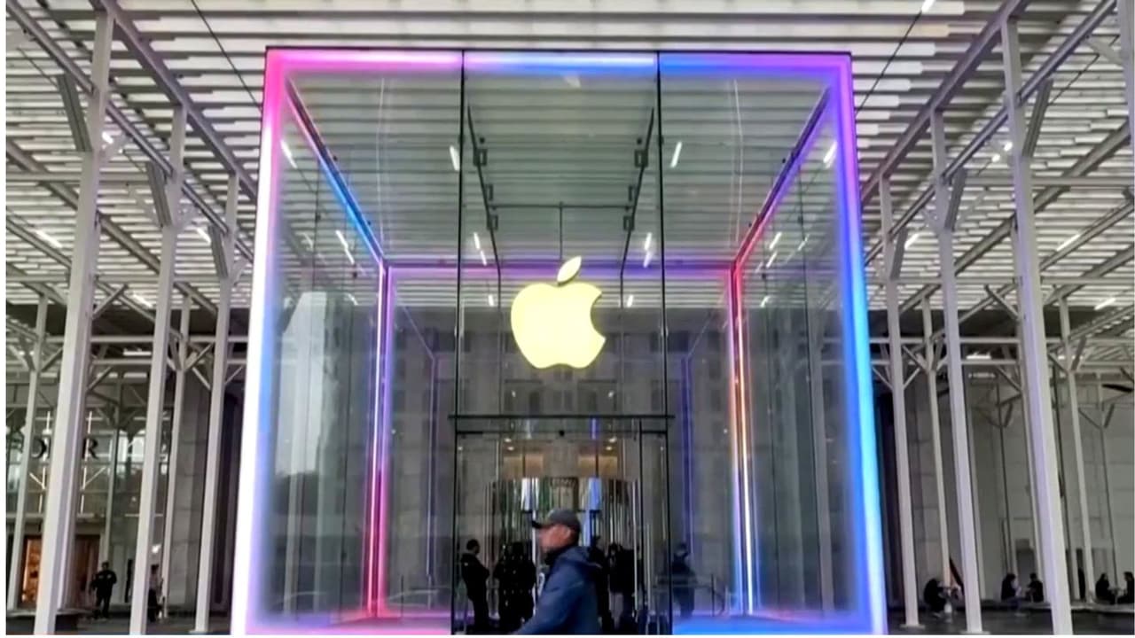 ¿Robaron los secretos comerciales de Apple? La empresa demandaría a OpenAI y a dos ex empleados