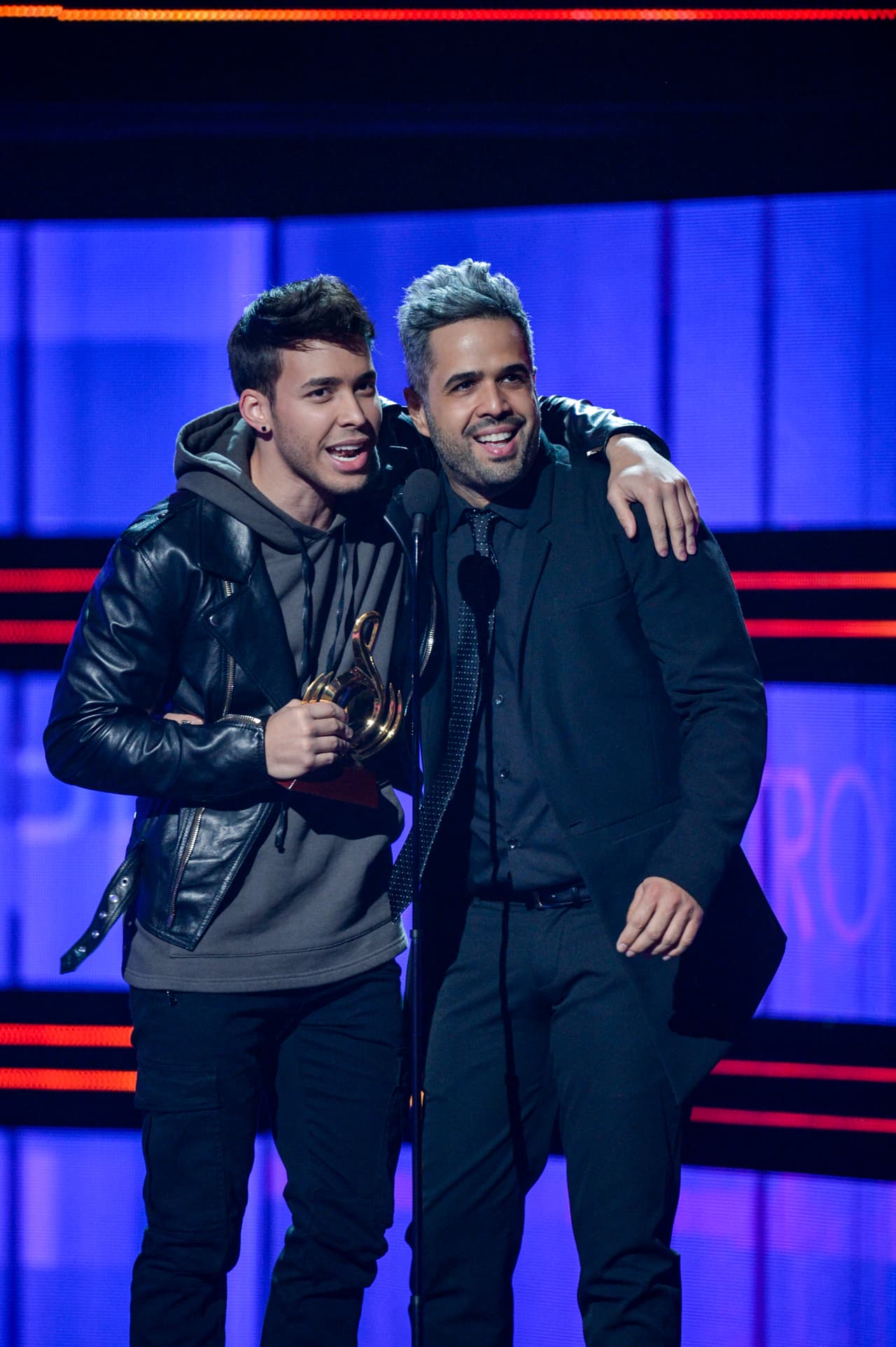 El éxito de Prince Royce crece como la espuma.