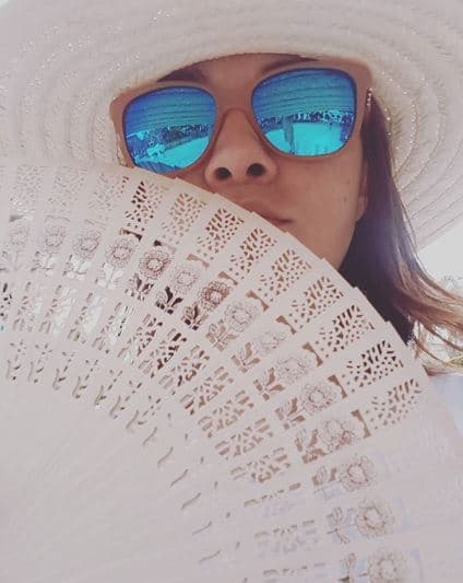 "Cine, ¡me encantaría! Me da mucho nervio, ¡me da mucho nervio el cine! ¡La pantallota! Impone, ¿no? Como que de pronto imaginarte así, en grande... A mí, me impone y me da un poco de nervio, pero es algo que quiero hacer y que tengo que hacerlo...Ya no me puedo tardar tanto.", finalizó la actriz.