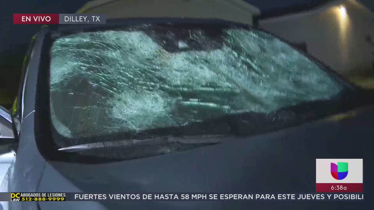 Granizo del tamaño de una pelota de baseball cae sobre zona de la Ciudad de Dilley
