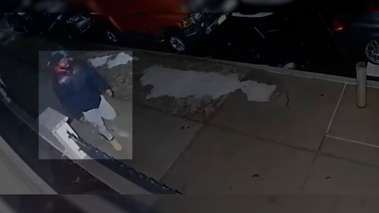 Una mujer es apuñalada en el pecho y luego agredida sexualmente en Queens