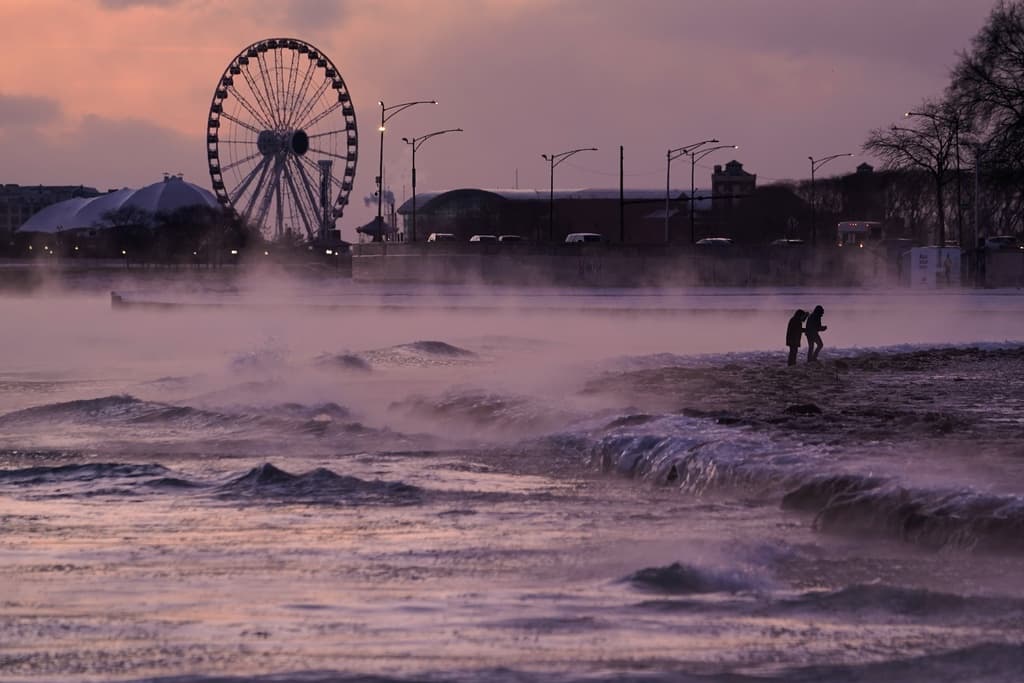 Tormenta invernal en EEUU: afectaciones por frío extremo, nieve y hielo; cancelación de vuelos, clases y más
