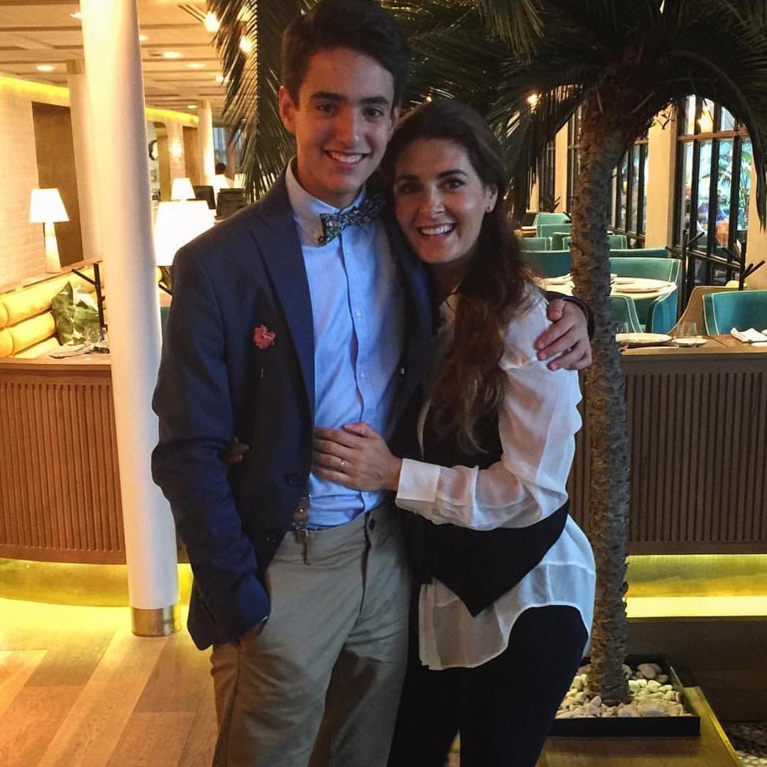 A simple vista Sebastián y 
<b><a href="http://www.univision.com/temas/mayrin-villanueva">Mayrín</a></b> podrían no ser familiares aunque hay algo que lo delata: es tan talentoso como su mamá. No sería raro verlo en algunos años como un exitoso protagonista de telenovelas.