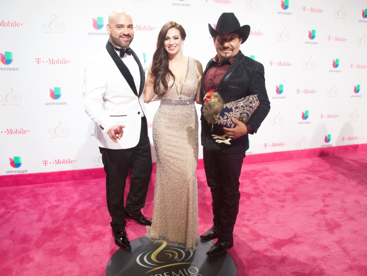 Cuando Carla Medrano va un evento de gala, ella siempre sabe qué ponerse para lucir guapísima y acorde a la ocasión.