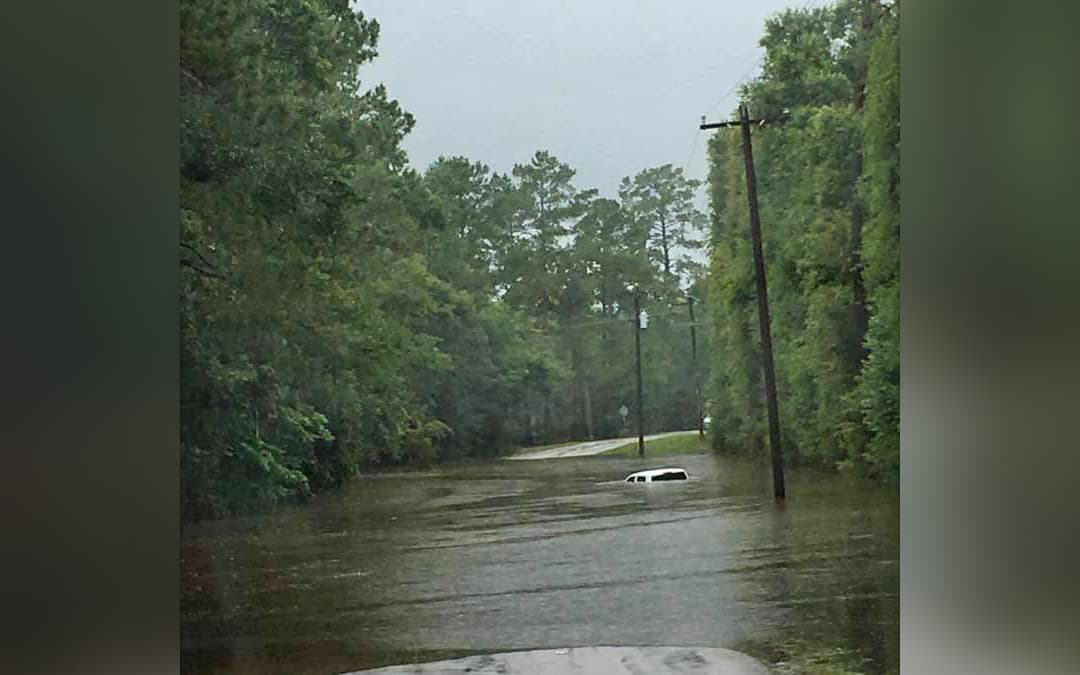 Pequeños poblados al norte de Houston sufren inundaciones tras las torrenciales lluvias: Conroe, Willis, Tomball, Brenham y Pinehurs