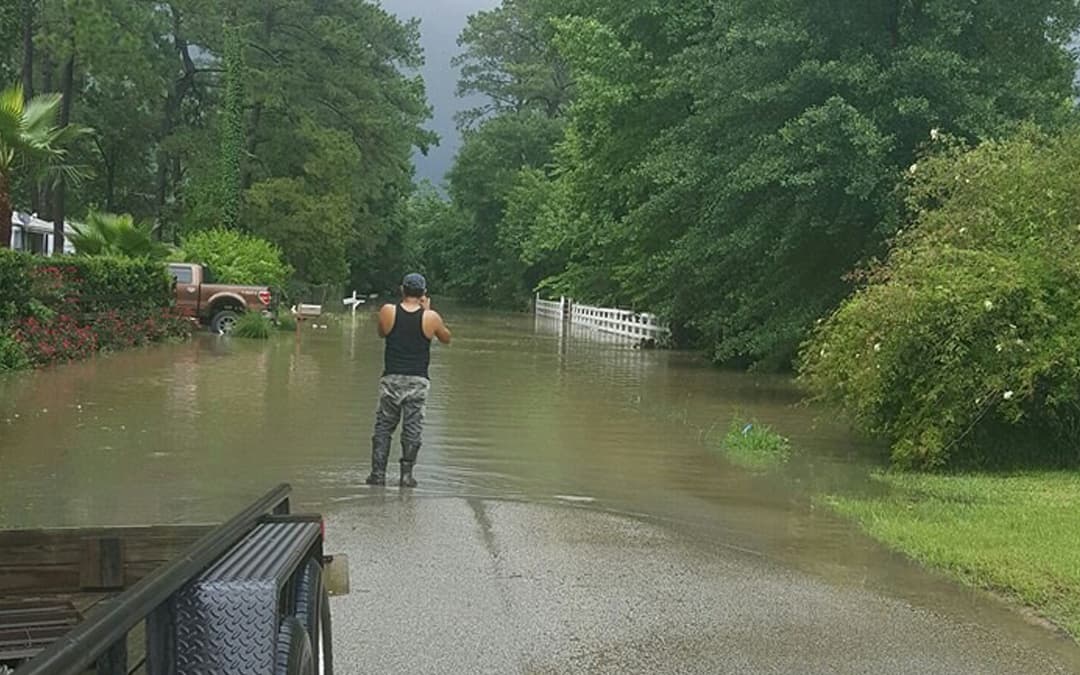 Pequeños poblados al norte de Houston sufren inundaciones tras las torrenciales lluvias: Conroe, Willis, Tomball, Brenham y Pinehurs