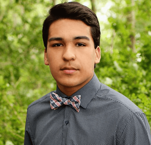 Jovan Arriaga Quintanilla es el único hijo de Suzette, la hermana y baterista de Selena. El joven, que procreó con su marido Billy, nació 3 años después de la muerte de su famosa tía, a la cual no conoció.