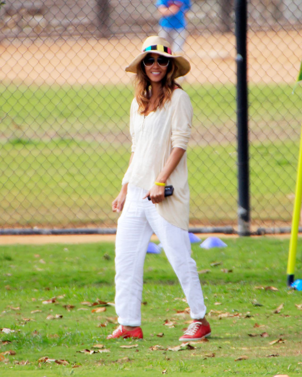 Como cualquier otra mami, llevando a sus chicos a actividades.