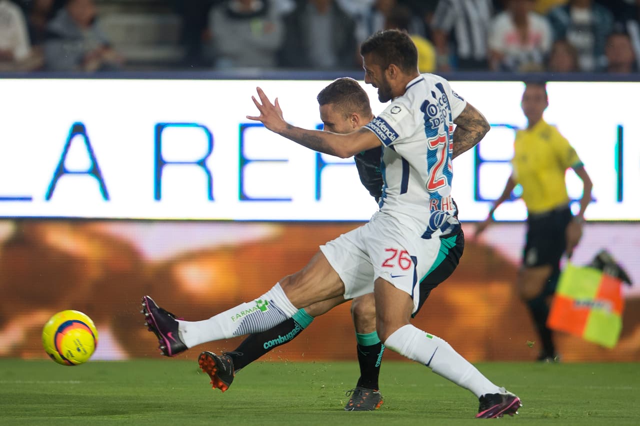 Pachuca dio uno de sus mejores encuentro del campeonato y lo hizo en el momento indicado ya que con los tres puntos se metieron a zona de Liguilla.
