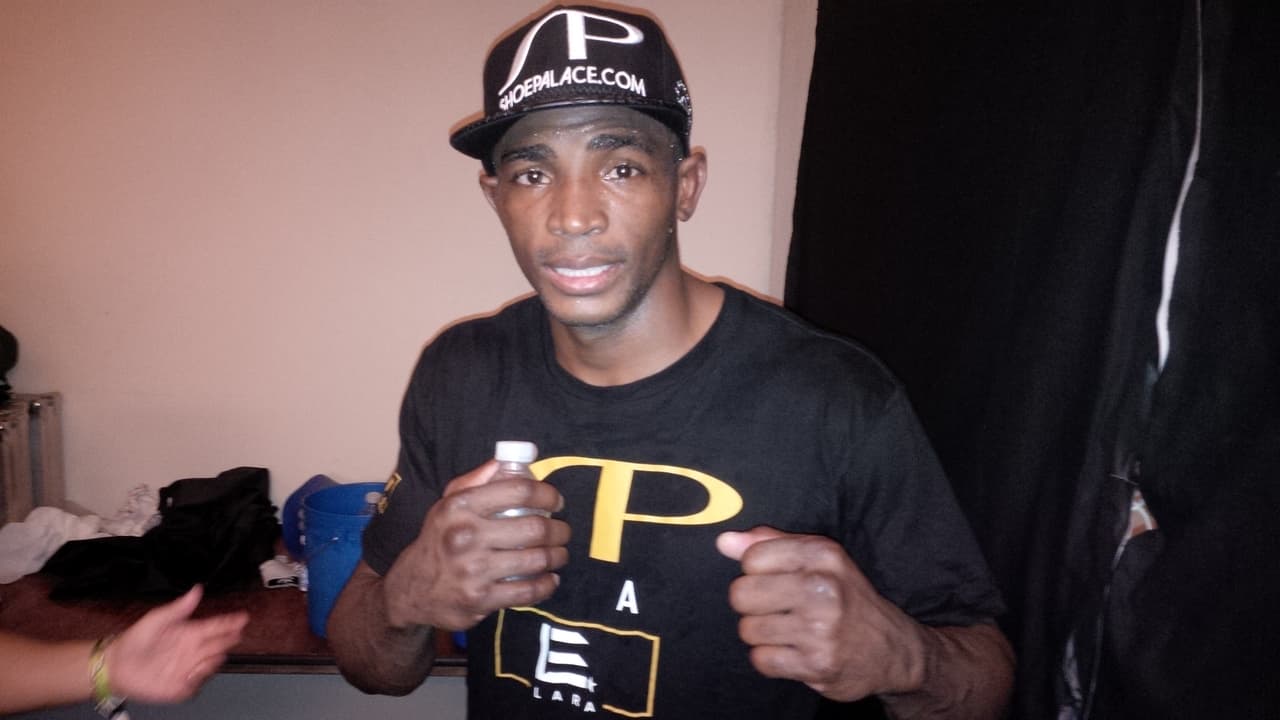 Erislandy Lara destruyó a Jan Zaveck
