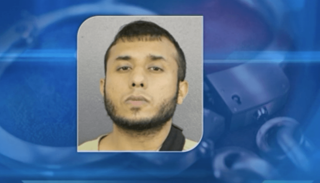 FBI acusa a un residente de Broward por enviar instrucciones para fabricar bombas a extremistas 