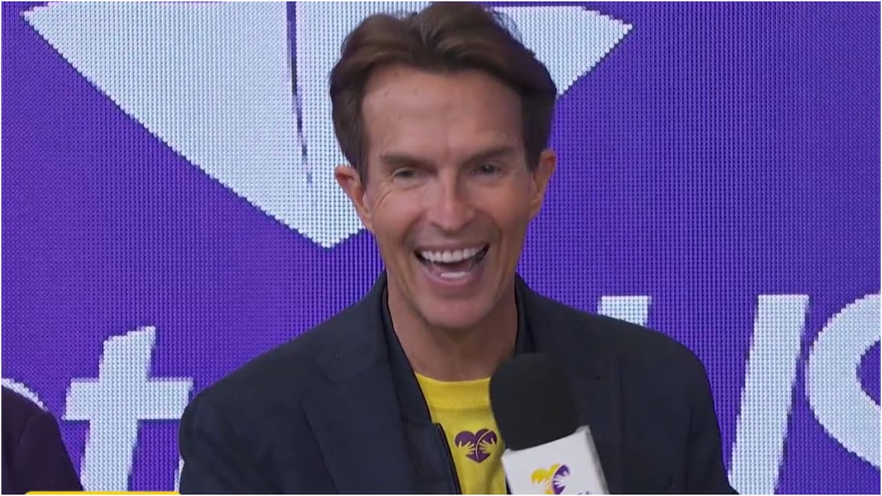 Fernando Landeros, el fundador de TeletonUSA, fue el encargado de adelantar que la meta se había logrado.