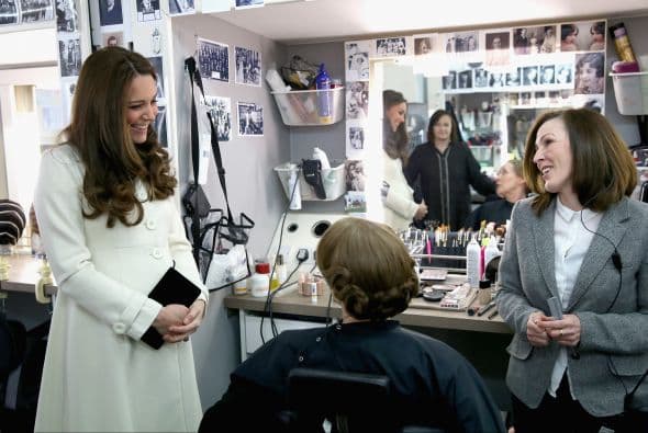 Fue testigo de la trasnformación de la actriz Phyllis Logan a su personaje de Mrs Hughes.