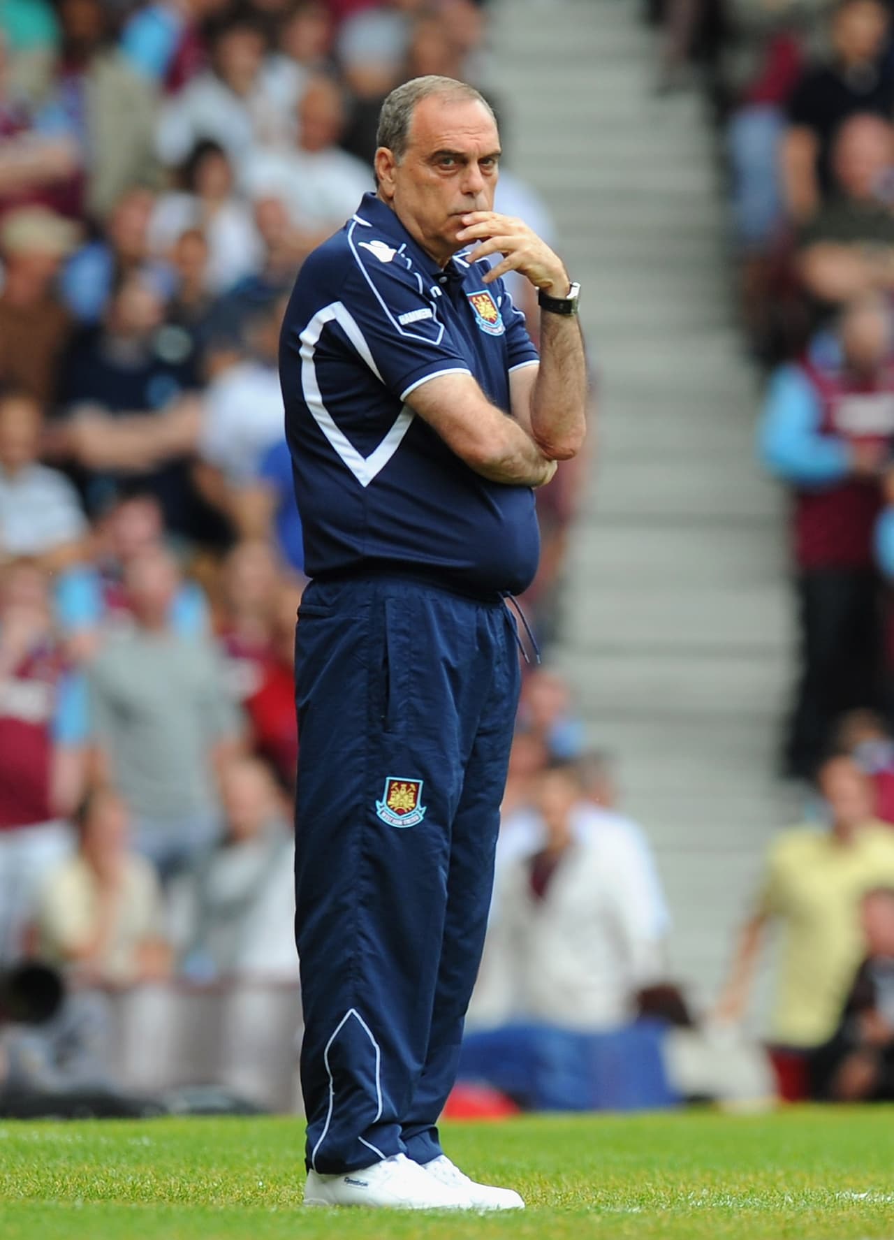 Avram Grant - Su mayor éxito lo consiguió dirigiendo en el Chelsea al que llevó a la final de Champions League y al segundo lugar en la Premier League. Fue también finalista de la Copa Africana de Naciones y actualmente dirige en Israel.