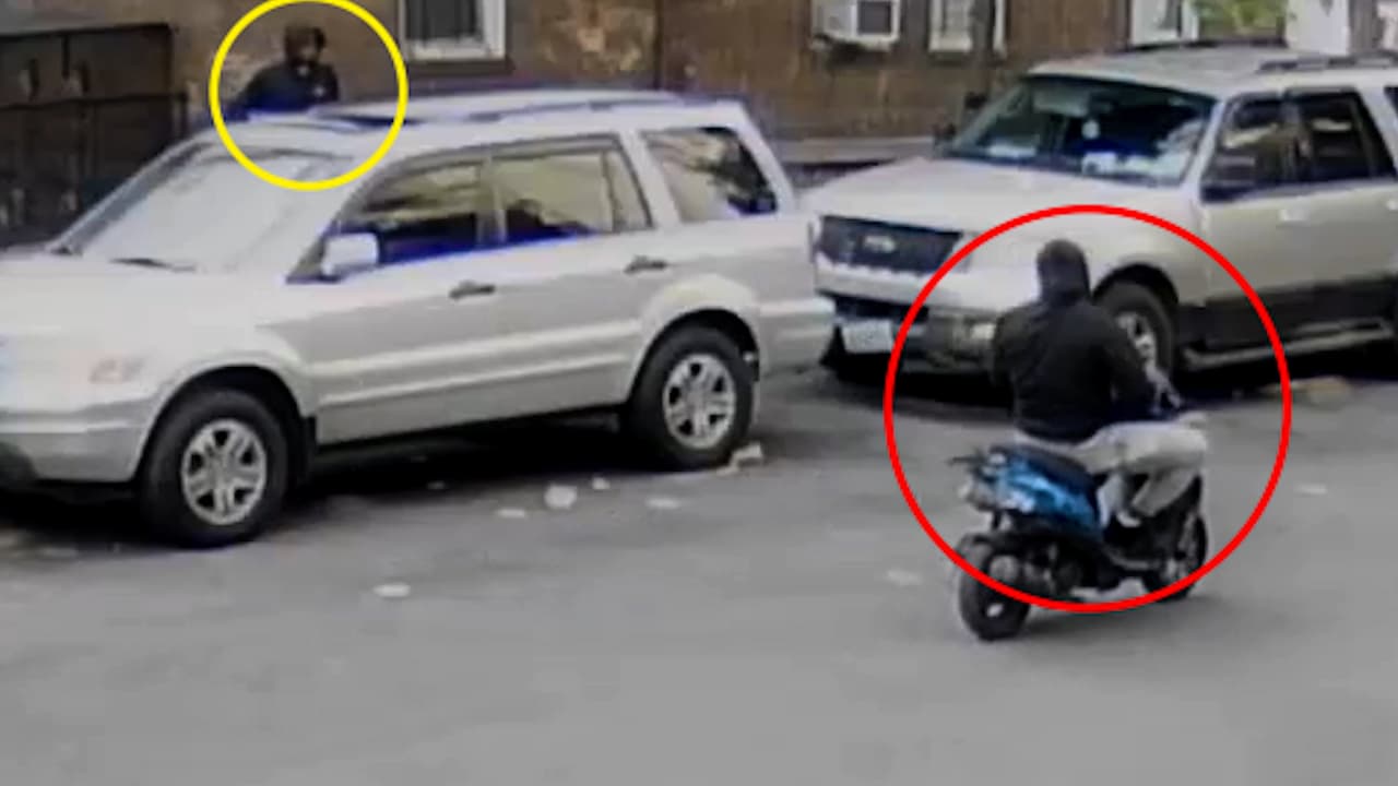 Sospechoso a bordo de una motoneta balea a un peatón en El Bronx y todo queda grabado