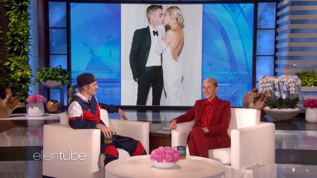 "Así que no estaba realmente nervioso por el 'sí'", recordó, "creo que estaba más nervioso por '
<b><a href="https://www.univision.com/entretenimiento/justin-bieber-confiesa-que-se-le-hace-dificil-confiar-en-su-esposa-hailey-y-no-es-lo-unico-fotos" target="_blank">¿Voy a hacer este compromiso?</a></b> ¿Puedo hacer este compromiso como hombre y ser capaz de honrarlo?'".