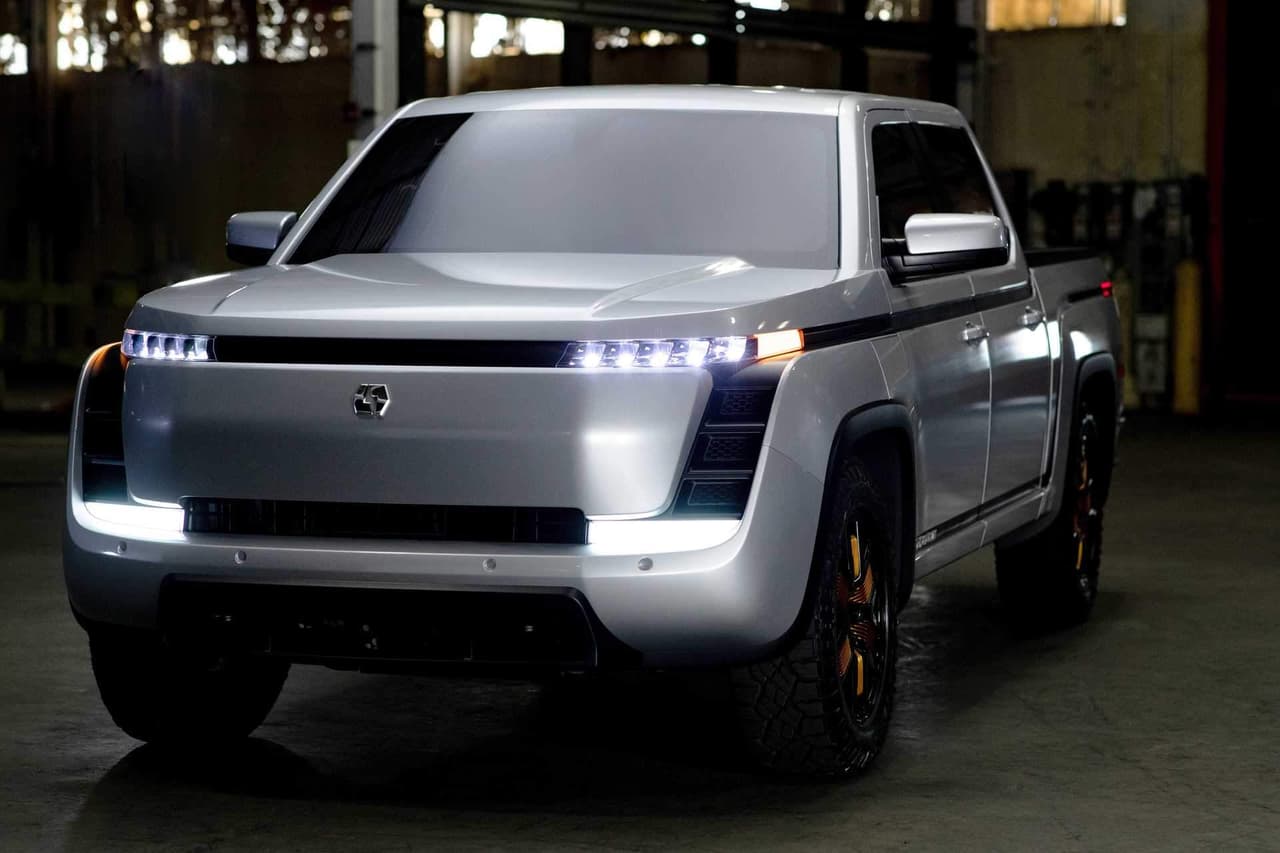 <h3 class="cms-H3-H3"><b>Lordstown Endurance</b></h3>
<br>
<br>Lordstown Motors es una empresa emergente que en un inicio fue noticia por la compra de la planta cerrada de General Motors en Lordstown, Ohio. El fabricante vuelve a acaparar los focos tras anunciar depósitos de $1,000 para reservar su pickup eléctrica, la Lordstown Endurance 2021 con 600 caballos de fuerza.