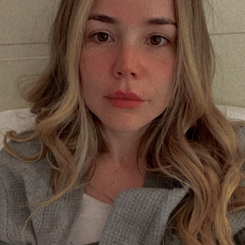 Fue el 26 de marzo cuando Camila Sodi dio a conocer que su hija Fiona había dado 
<b>positivo a coronavirus</b> y ella también tenía algunos síntomas.
<br>