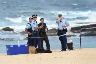 Hallan cuerpo de bebé en una playa de Australia.
