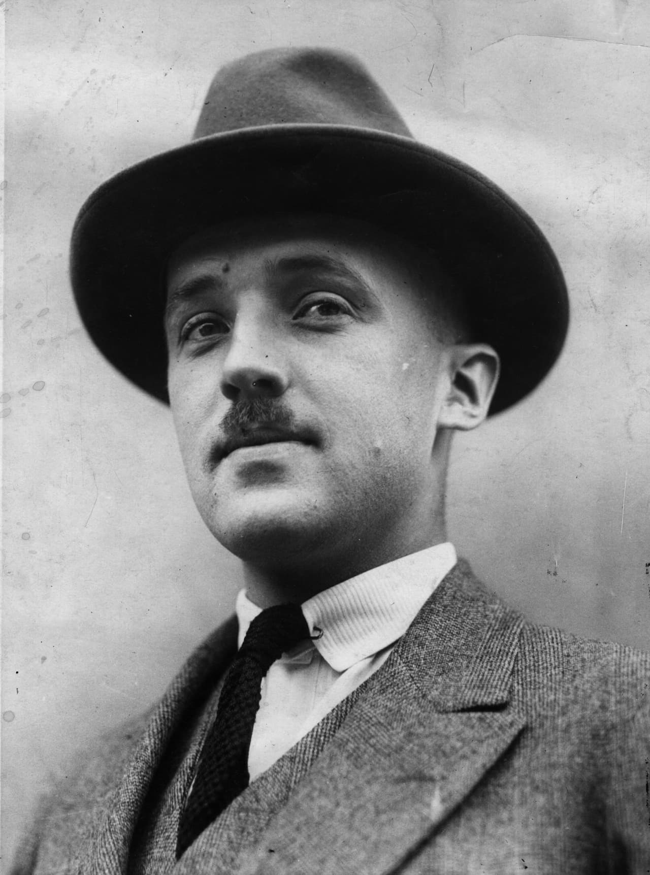 Charles Best (foto). En un recuento de la Universidad de Toronto, detalla que los expertos realizan su primera prueba con ese extracto pancreático en un humano
<b>el 20 de diciembre de 1921: el doctor Joseph Gilchrist, amigo de Banting, recibe una dosis vía oral y no se ven resultados. </b>
<br>