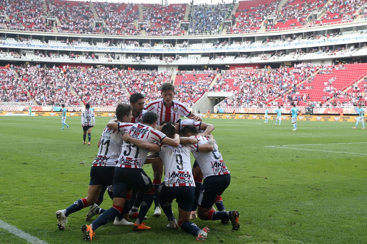 <b>Chivas de Guadalajara - </b>24,055 dólares