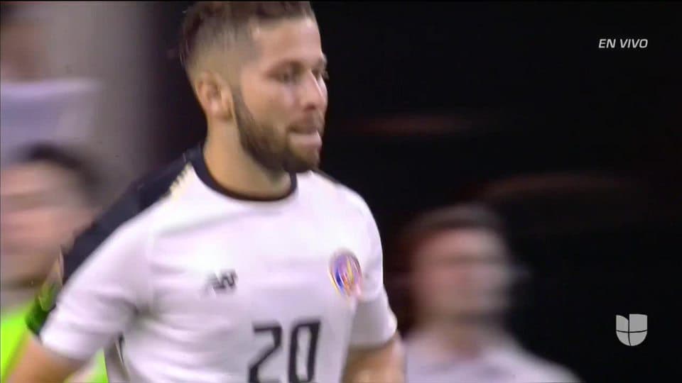 ¡GOOOL! Elías Aguilar anota para Costa Rica