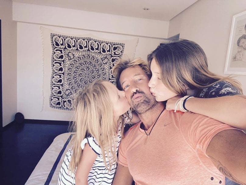 Aunque según él Elissa Marie aún no tiene novio, aplaudió que entre ellos exista la "confianza" para que le haga saber cuando el amor haya llegado.
<br>