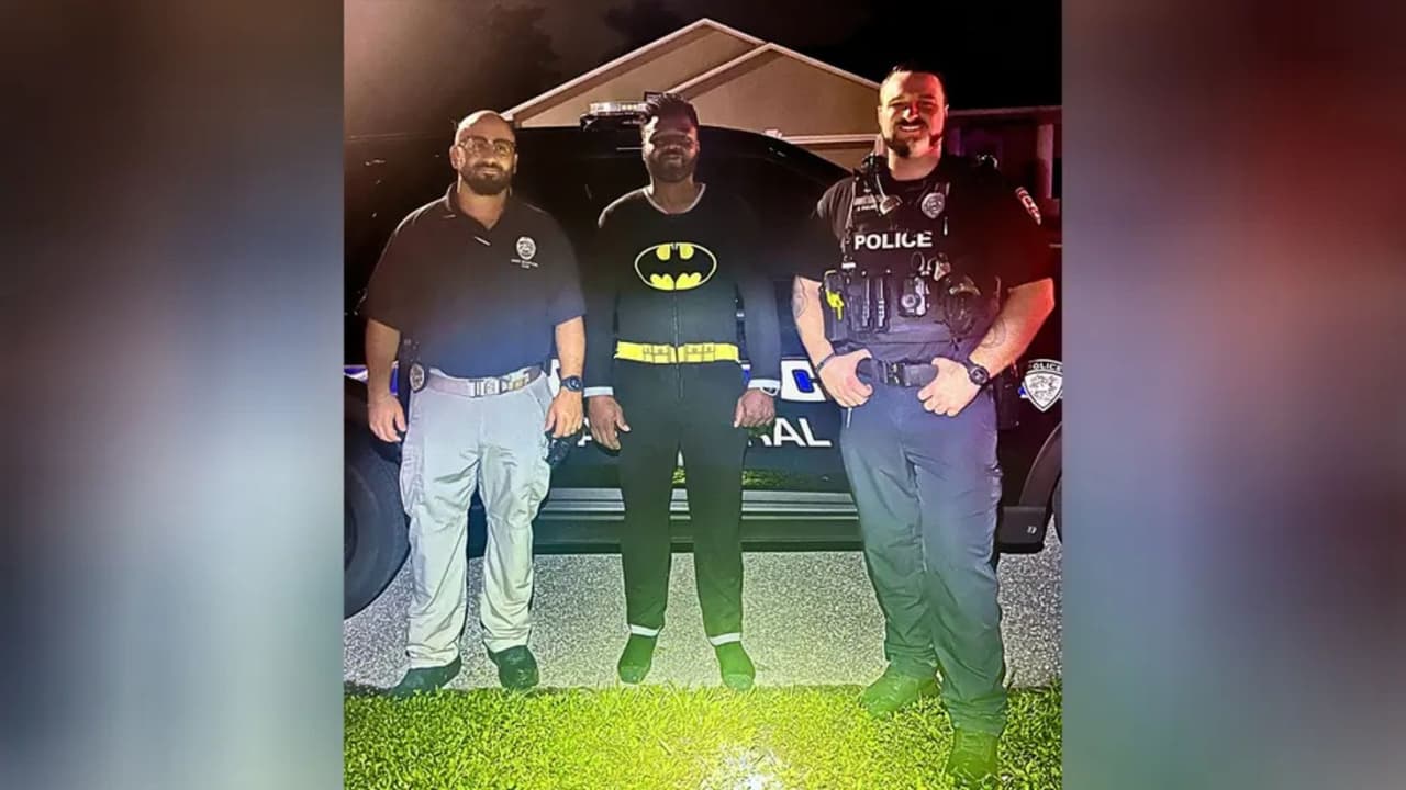 Vecino en pijama de Batman detiene ladrón en Florida