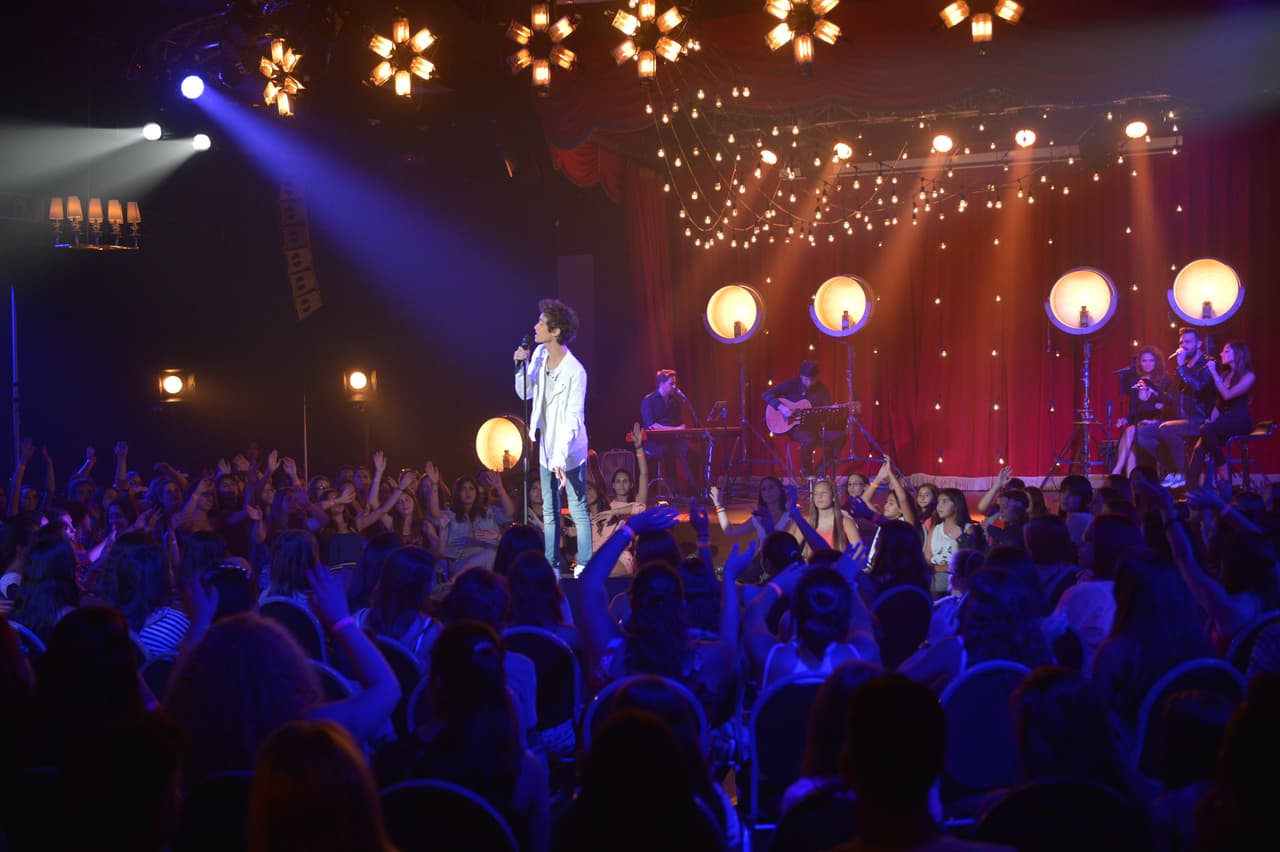 Sebas conquistó el corazón de todos con su talento y entrega en el escenario. Así recordamos sus primeras veces La Banda.