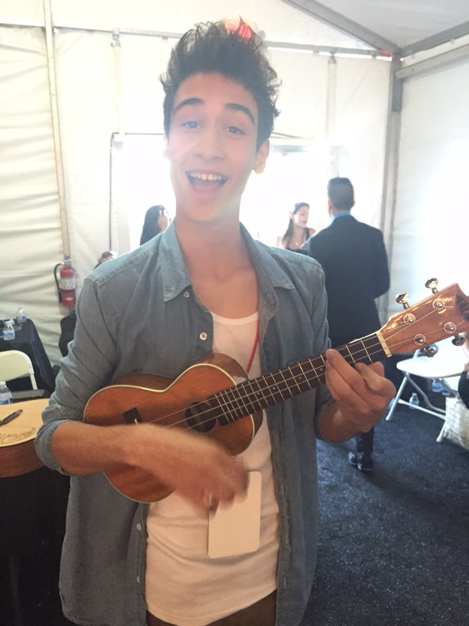 Sebas conquistó el corazón de todos con su talento y entrega en el escenario. Así recordamos sus primeras veces La Banda.