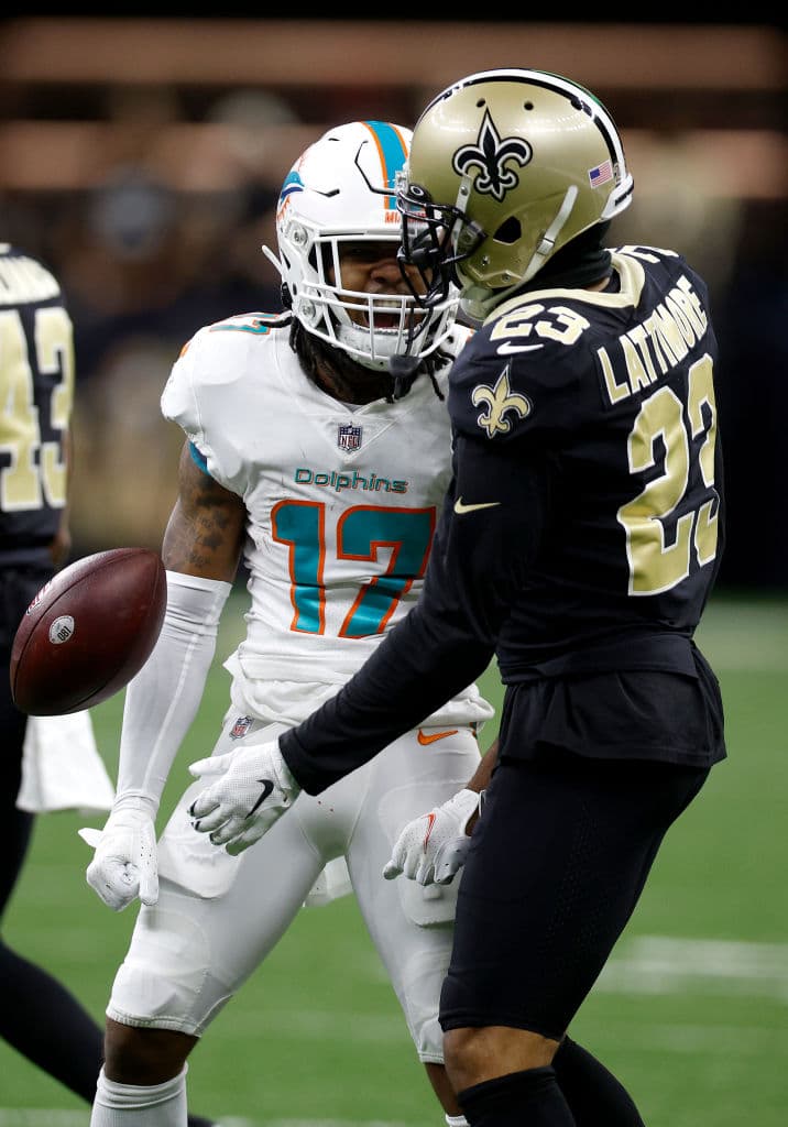 Los Dolphins soprenden en Nuevo Orleans y vencen fácilmente a los Saints 20-3 en el Mercedes-Benz Superdome.