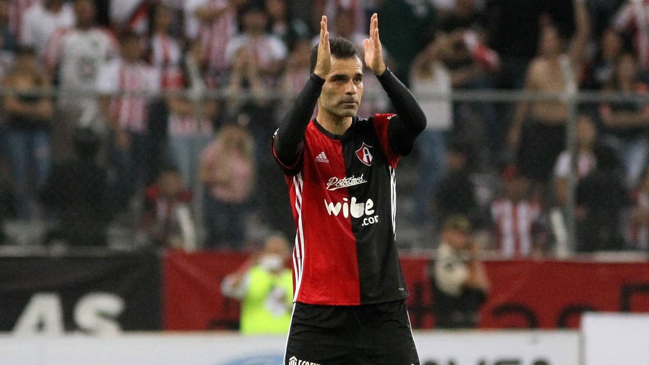 Rafa Márquez y Ricardo La Volpe felicitaron al Atlas