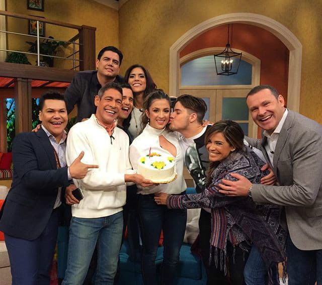 ¡Feliz cumpleaños a nuestra adorada Maity Interiano! (15 de enero, 2016).