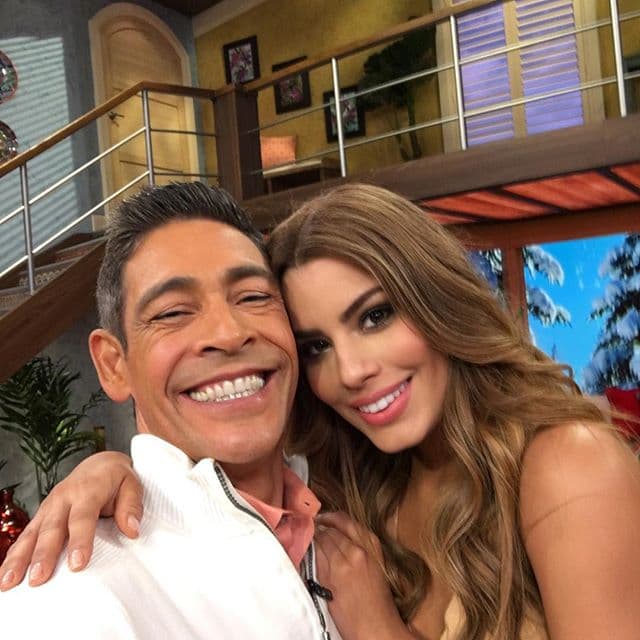 Johnnyy la guapísima Ariadna Gutierrez. (15 de enero, 2016)