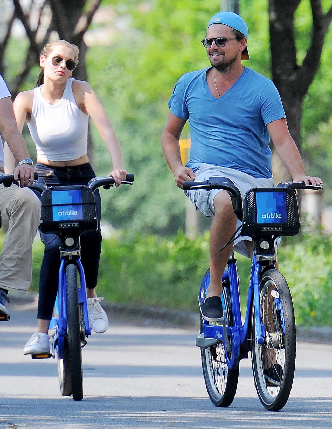 ¿Quién es su nueva amiguita?