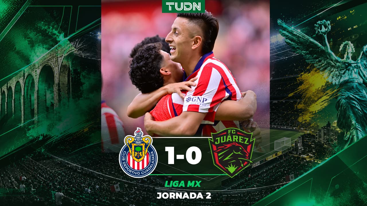 Roberto Alvarado anota sobre el tiempo y da el triunfo a Chivas
