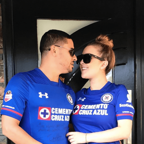 Además del ciclismo, Larry también se apasiona por el fútbol y
<b>apoya a la Selección de México, al igual que el Cruz Azul</b>.
<br>
<br>