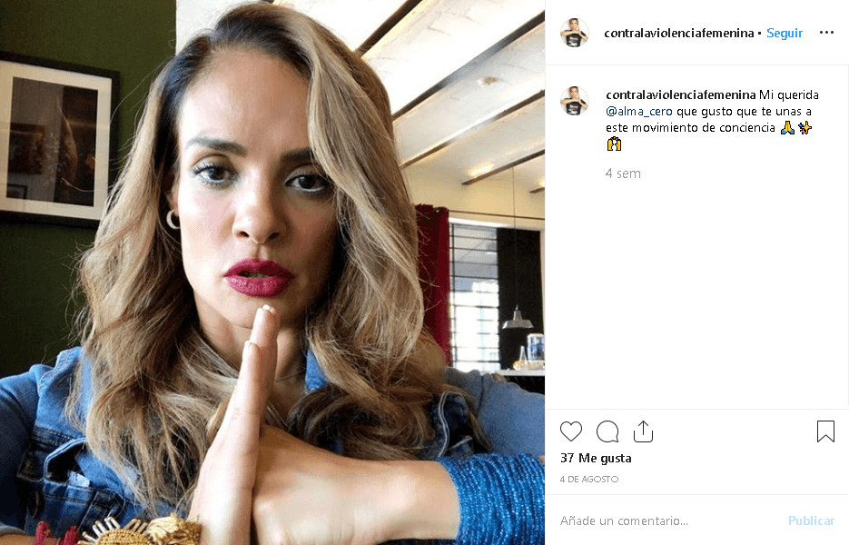 En la cuenta de
<b><a href="https://www.instagram.com/contralaviolenciafemenina/" target="_blank">Instagram de Contra la Violencia Femenina</a></b> hay fotos de famosos como Alma Cero (foto), Arturo Carmona, Montserrat Oliver, Yolanda Andrade, Maribel Guardia y Galilea Montijo, entre otros.