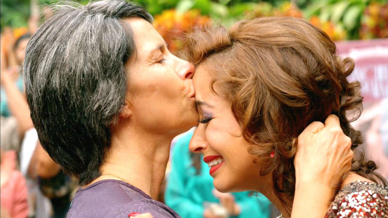 Parece que la vida de Helenita tomaba buen rumbo, pero la noticia de la enfermedad de su madre la sacudió por completo.